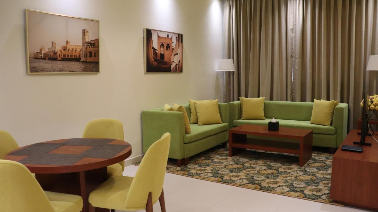 Al Riyadh Hotel Apartments Абу Даби Екстериор снимка