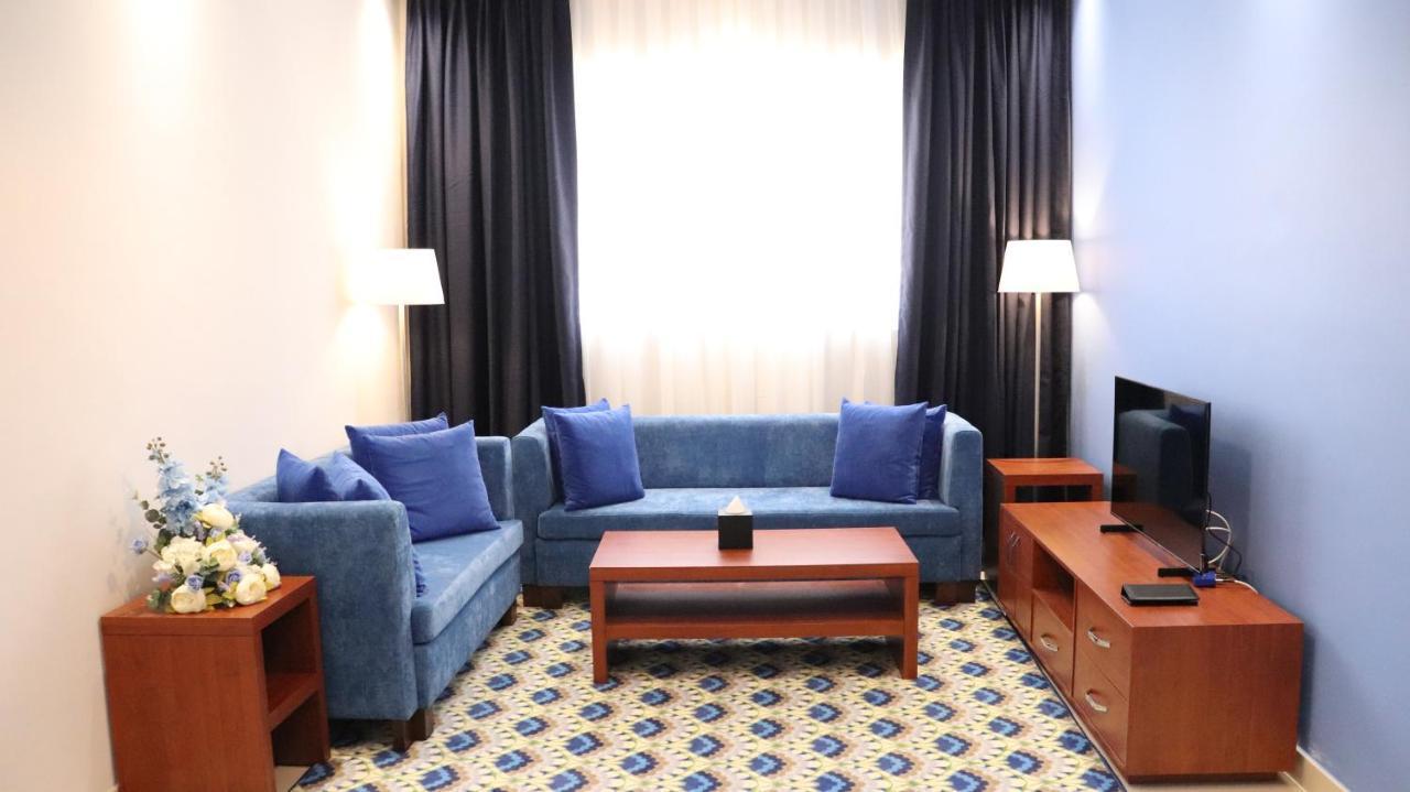 Al Riyadh Hotel Apartments Абу Даби Екстериор снимка
