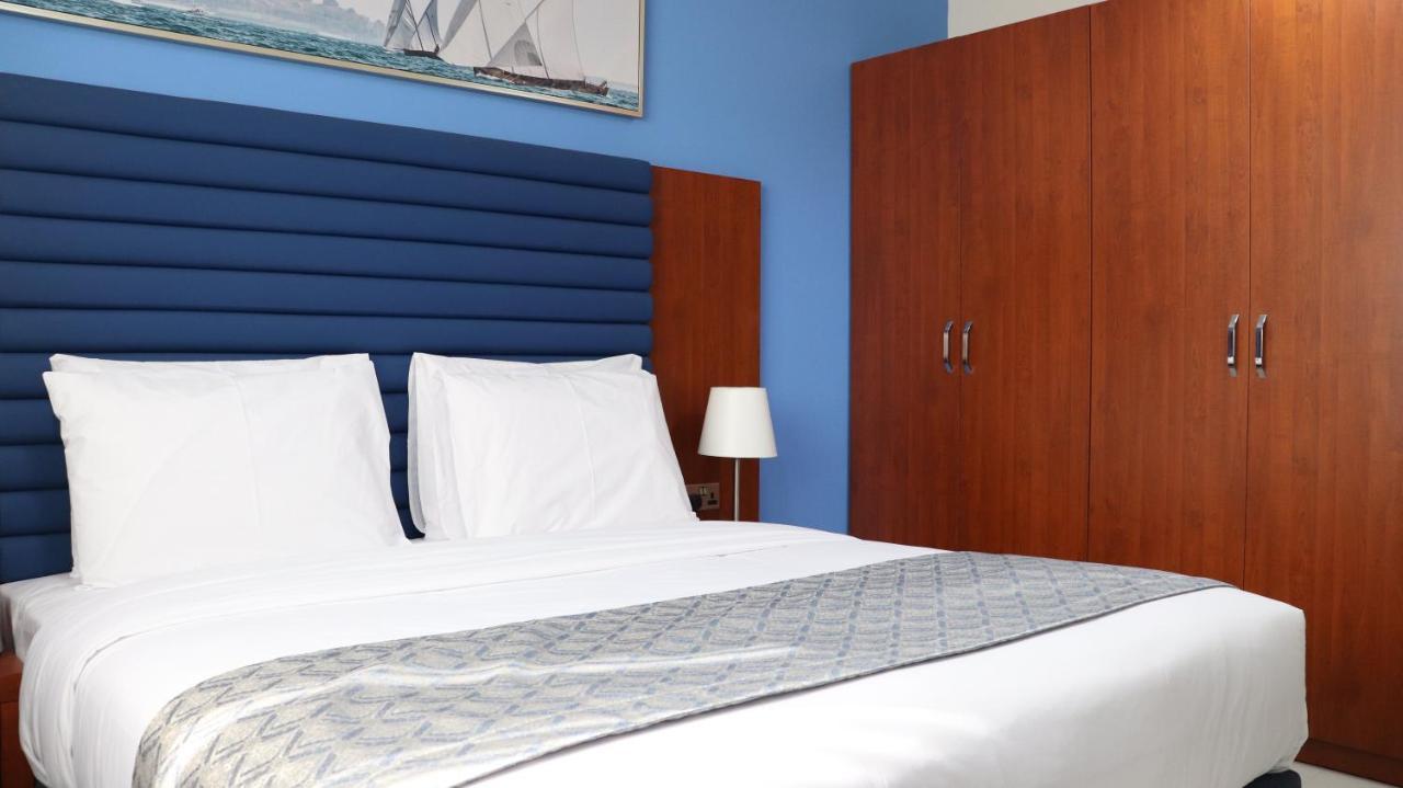 Al Riyadh Hotel Apartments Абу Даби Екстериор снимка
